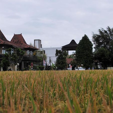 Java Village Resort By Homee Yogyakarta Sleman  Exterior photo